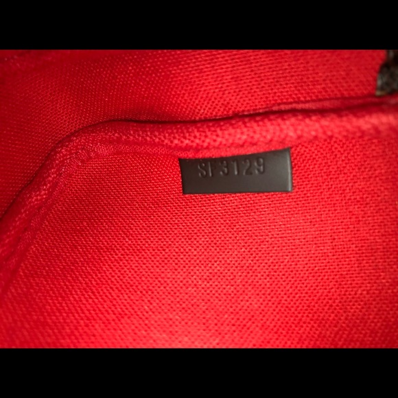 ❌SOLD❌Louis Vuitton Mini Pochette - Picture 4 of 10